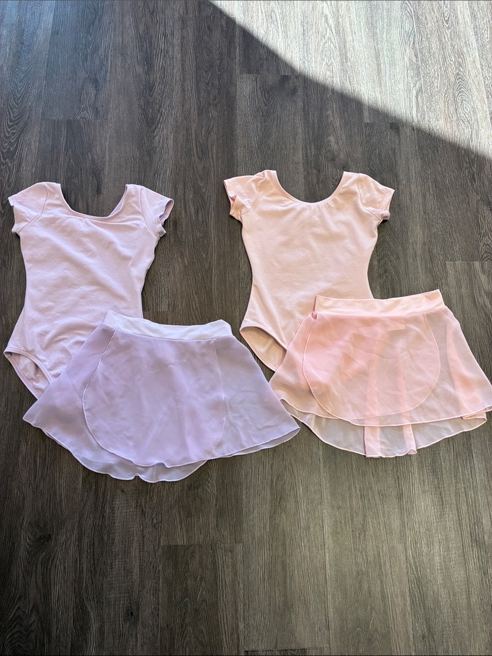 Capezio (M) Girls' Ballet Bodysuit and Chiffon Skirt Set - Pink and Lavender
